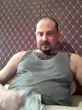  NEREZA  online show from May 20, 2026, 4:35 pm