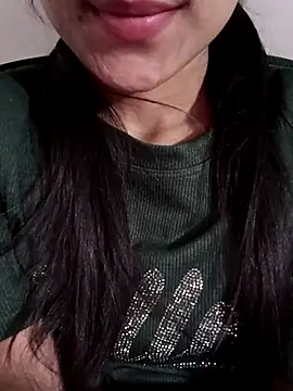 Cute radhaaa online show from November 8, 2025, 10:04 am