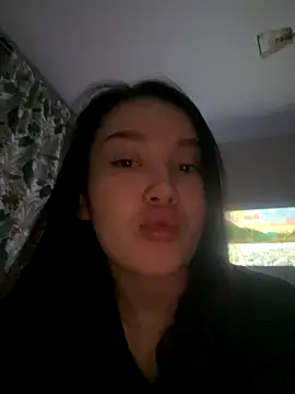 LexeeLuv online show from November 23, 2025, 6:52 pm