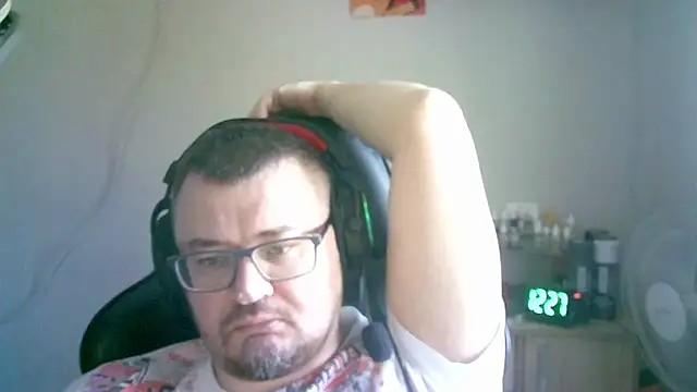 SirAbuser online show from March 6, 2026, 9:28 am