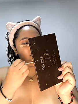 Snapshot of butterfly777_ chatting on October 11, 2025, 4:05 pm butterfly777 online show from October 11, 2025, 4:05 pm