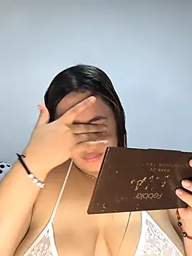 Snapshot of butterfly777_ chatting on October 12, 2025, 7:02 pm butterfly777 online show from October 12, 2025, 7:02 pm