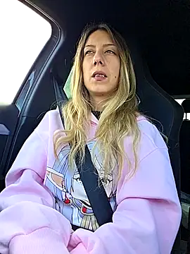 Snapshot of PetiteSecrets chatting on November 12, 2025, 10:26 am PetiteSecrets online show from November 12, 2025, 10:26 am