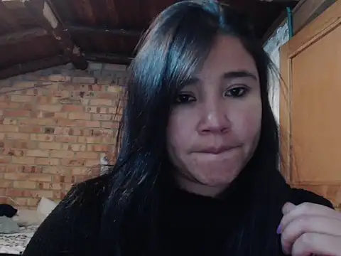 Snapshot of magiadeisis chatting on January 15, 2026, 12:04 am magiadeisis online show from January 15, 2026, 12:04 am