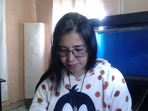 Snapshot of magiadeisis chatting on February 4, 2026, 4:24 pm magiadeisis online show from February 4, 2026, 4:24 pm