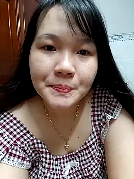  Babyrose  online show from September 13, 2025, 5:57 pm