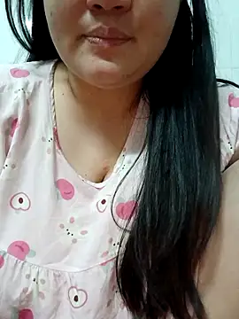  Babyrose  online show from May 5, 2026, 5:21 pm
