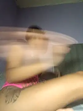 Snapshot of Liaprettygirl chatting on October 16, 2025, 7:20 am Liaprettygirl online show from October 16, 2025, 7:20 am