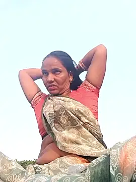 Snapshot of Pinky12A chatting on November 10, 2025, 10:47 am Pinky12A online show from November 10, 2025, 10:47 am