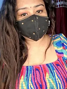 indian-hotmilfs online show from April 29, 2026, 8:15 pm