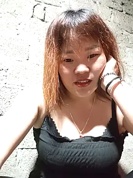 Snapshot of sukabae00 chatting on May 9, 2026, 1:27 pm sukabae00 online show from May 9, 2026, 1:27 pm