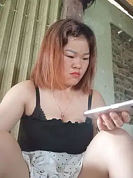 Snapshot of sukabae00 chatting on May 21, 2026, 2:40 am sukabae00 online show from May 21, 2026, 2:40 am