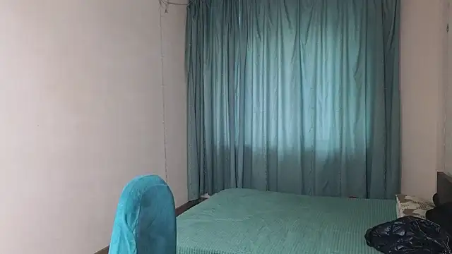 Snapshot of Rosette_Pricky chatting on October 15, 2025, 4:12 am Rosette Pricky online show from October 15, 2025, 4:12 am