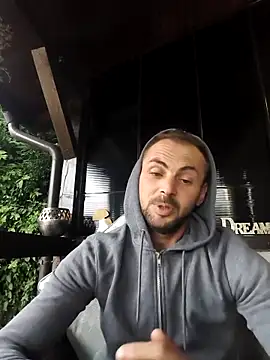 papichulo0099 online show from September 25, 2025, 5:33 am