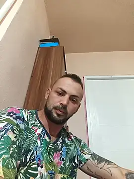 papichulo0099 online show from October 11, 2025, 2:22 am