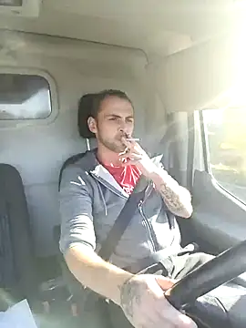 papichulo0099 online show from November 5, 2025, 12:16 pm