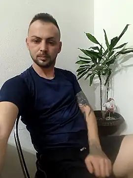 papichulo0099 online show from January 18, 2026, 12:03 am