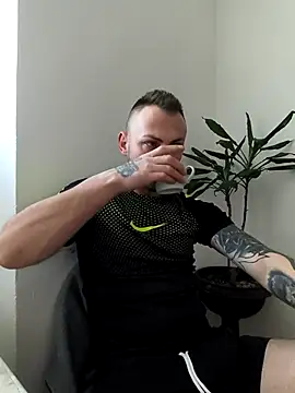 papichulo0099 online show from February 14, 2026, 6:10 am