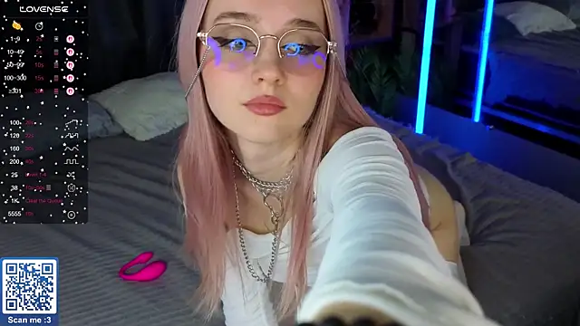 Snapshot of exxxcore_ chatting on October 20, 2025, 9:54 am exxxcore online show from October 20, 2025, 9:54 am