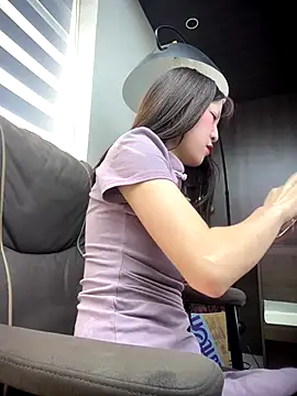 Snapshot of littleqiu chatting on September 24, 2025, 8:50 am littleqiu online show from September 24, 2025, 8:50 am