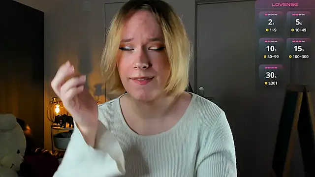 Snapshot of Amanda_Butlerr chatting on November 5, 2025, 9:53 am Amanda Butlerr online show from November 5, 2025, 9:53 am