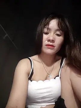 TinTim02 online show from April 22, 2026, 10:11 pm