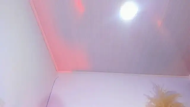 Snapshot of SagiraBelle chatting on July 28, 2026, 6:20 pm SagiraBelle online show from July 28, 2026, 6:20 pm