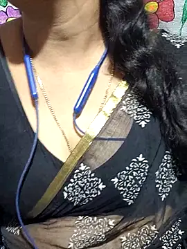 Snapshot of telugu-juliet chatting on October 22, 2025, 5:52 am telugu-juliet online show from October 22, 2025, 5:52 am