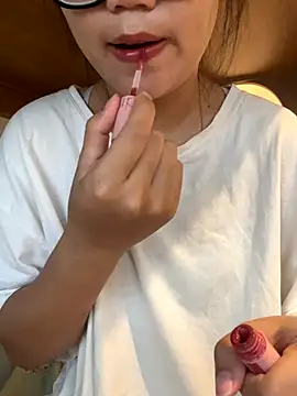 Snapshot of bunny_b4nny chatting on September 30, 2025, 9:14 am bunny b4nny online show from September 30, 2025, 9:14 am