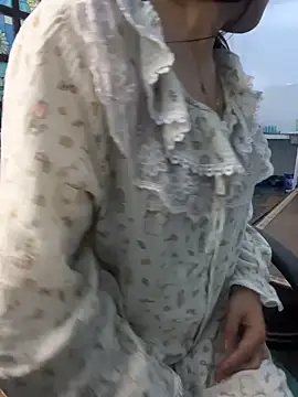 Snapshot of bunny_b4nny chatting on November 25, 2025, 9:09 am bunny b4nny online show from November 25, 2025, 9:09 am