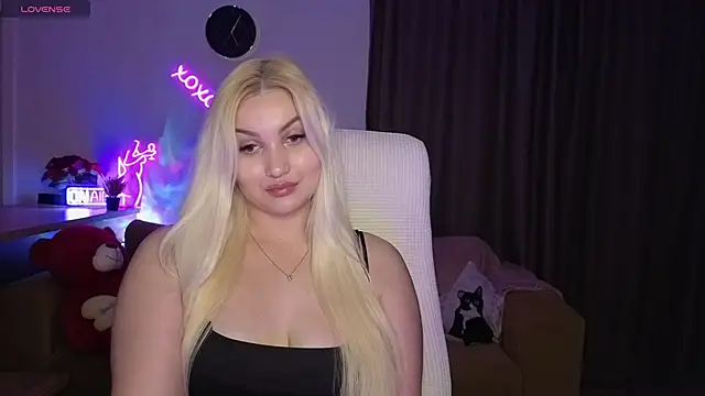 Snapshot of adrelaxina chatting on May 18, 2026, 10:04 pm adrelaxina online show from May 18, 2026, 10:04 pm
