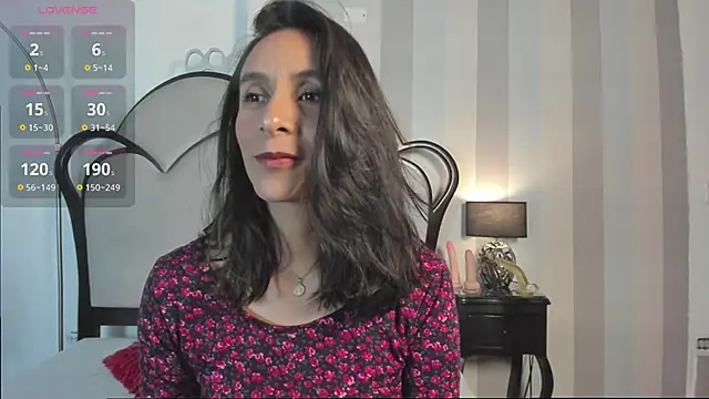 MiaAmore  online show from May 8, 2026, 6:57 pm