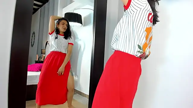 MiaAmore  online show from July 3, 2026, 7:09 pm
