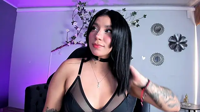 emy williams online show from May 12, 2026, 7:33 pm