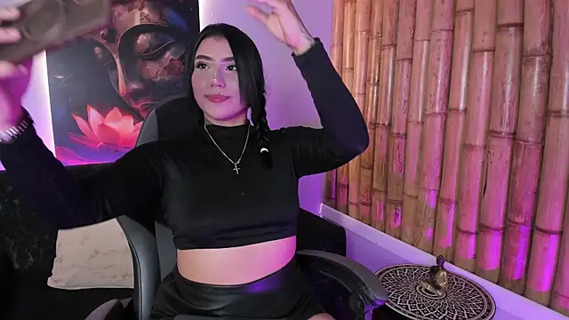 emy williams online show from July 27, 2026, 7:21 pm