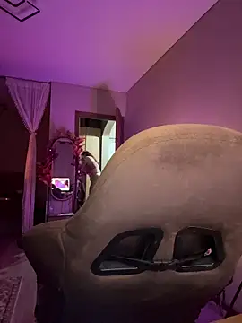 Mariiiiiway online show from October 27, 2025, 7:40 pm