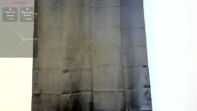 Snapshot of zarek_lux chatting on September 17, 2025, 12:51 pm zarek lux online show from September 17, 2025, 12:51 pm