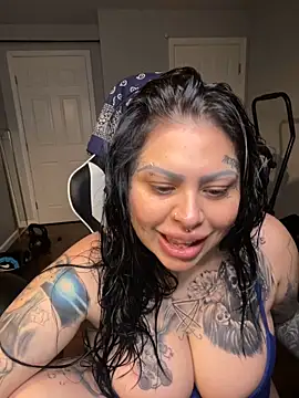 Snapshot of chicanachic13 chatting on October 8, 2025, 7:39 am chicanachic13 online show from October 8, 2025, 7:39 am