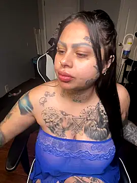 Snapshot of chicanachic13 chatting on October 10, 2025, 4:55 am chicanachic13 online show from October 10, 2025, 4:55 am