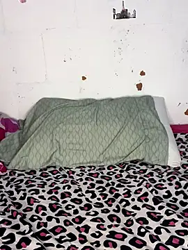 mily 09 online show from October 21, 2025, 3:24 pm