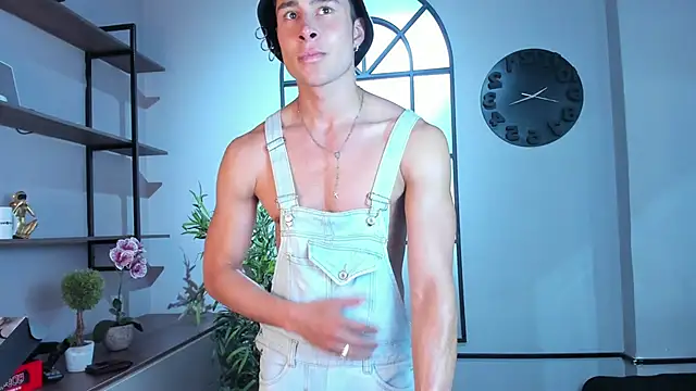 AustinJones  online show from February 23, 2026, 7:44 pm