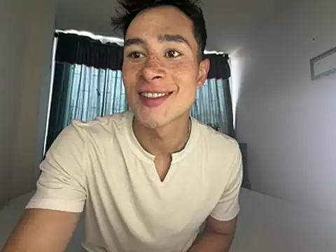 AustinJones  online show from July 23, 2026, 3:32 pm