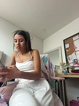 Victoria alson online show from July 5, 2026, 4:25 pm