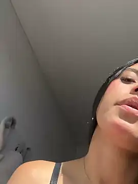 Victoria alson online show from July 28, 2026, 2:13 pm