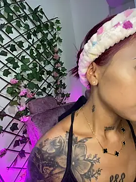 Dirty isabella18 online show from June 30, 2026, 7:26 pm