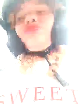 Snapshot of SirenRouge_69 chatting on September 29, 2025, 8:24 pm SirenRouge 69 online show from September 29, 2025, 8:24 pm