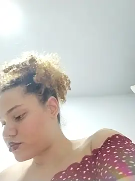 SirenRouge 69 online show from March 14, 2026, 9:09 pm