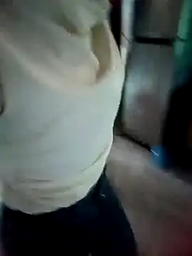 milo123-xx online show from September 18, 2025, 4:36 am