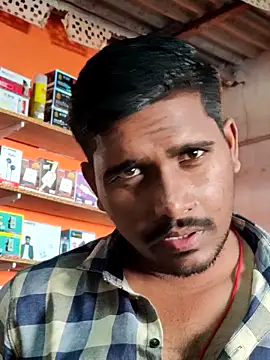 Snapshot of Markroco696 chatting on November 7, 2025, 3:39 am Markroco696 online show from November 7, 2025, 3:39 am