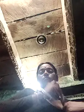 Snapshot of Dikchahot chatting on September 14, 2025, 9:47 pm Dikchahot online show from September 14, 2025, 9:47 pm